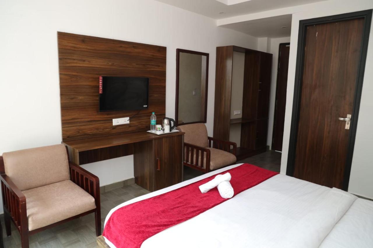 Hotel Cordelia Inn By Devpaga Hotels Pvt Ltd Rishīkesh Zewnętrze zdjęcie