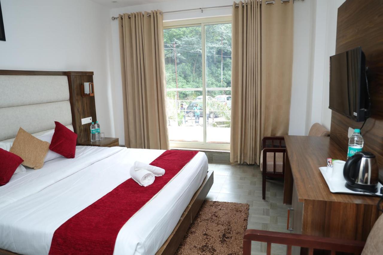 Hotel Cordelia Inn By Devpaga Hotels Pvt Ltd Rishīkesh Zewnętrze zdjęcie