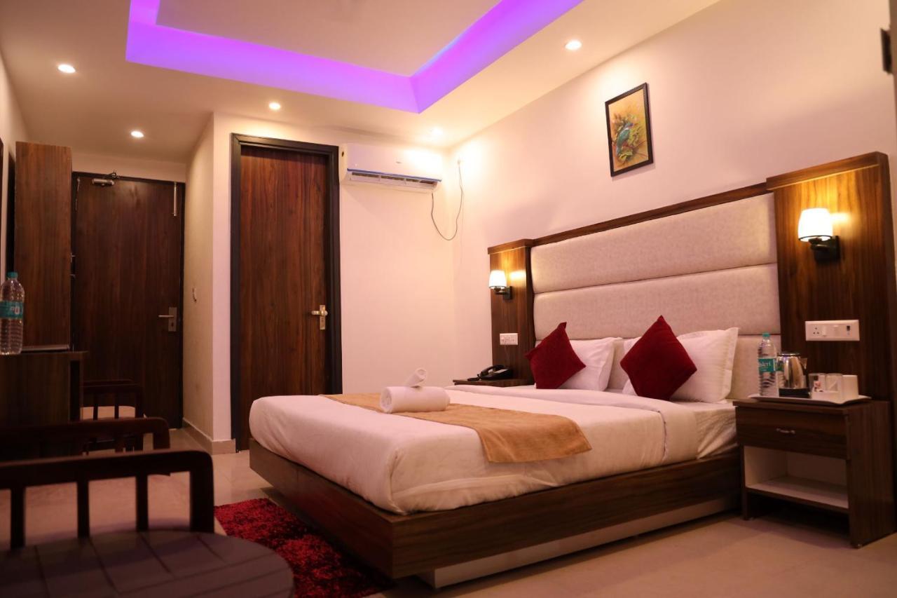 Hotel Cordelia Inn By Devpaga Hotels Pvt Ltd Rishīkesh Zewnętrze zdjęcie