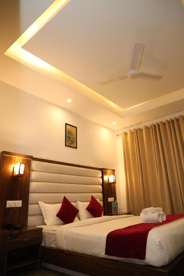 Hotel Cordelia Inn By Devpaga Hotels Pvt Ltd Rishīkesh Zewnętrze zdjęcie